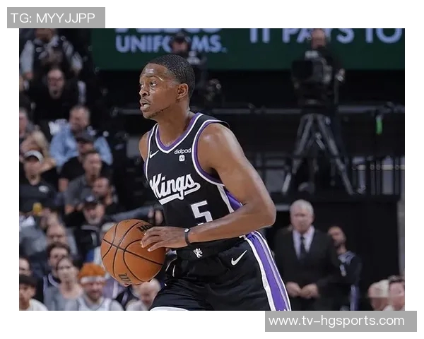 福克斯盛赞巴恩斯进攻表现认为其对球队至关重要 福克斯盛赞巴恩斯进攻表现认为其对球队至关重要